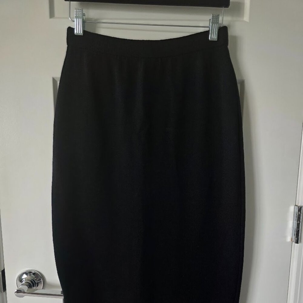 St. John Santana Knit Black Midi Pencil Skirt NWT Size 4